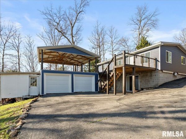 1515 Lake Shore Drive South, Goreville, IL 62939