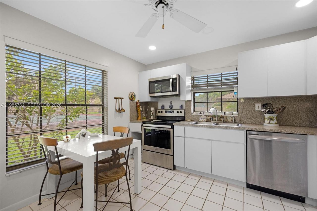 7506 SW 26th Ct , Unit 10, Davie, FL 33314 Photo