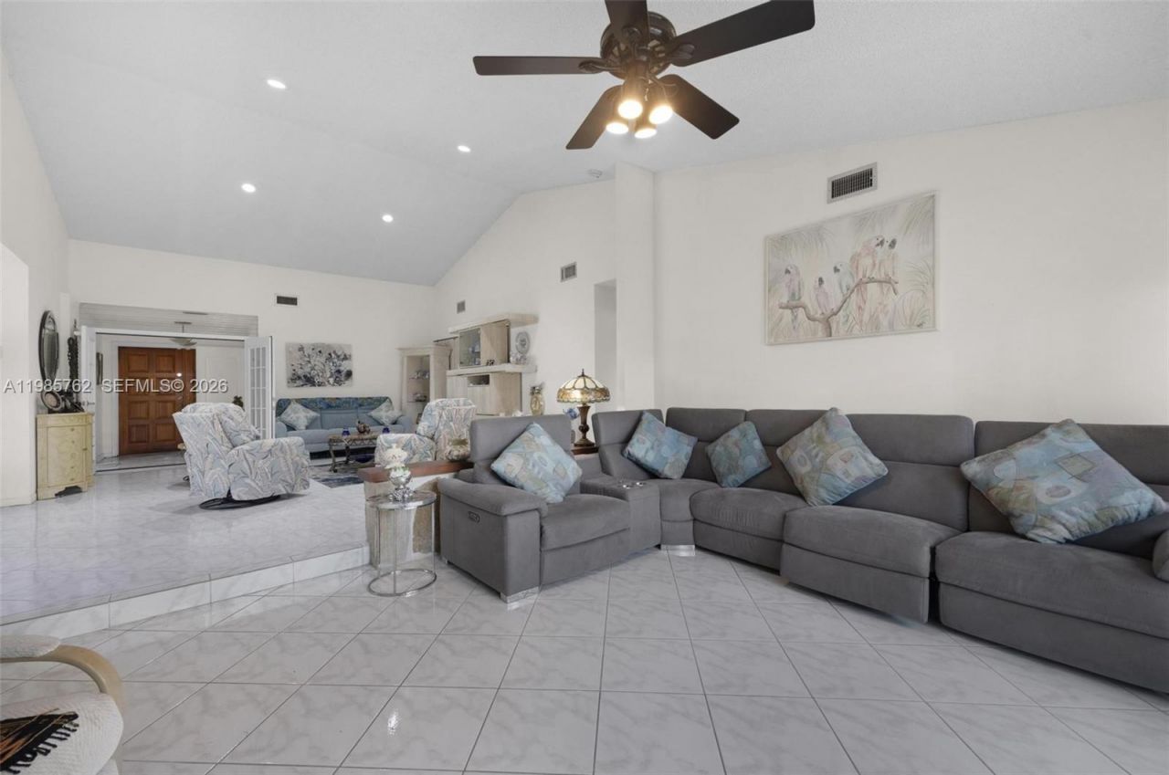 7506 SW 26th Ct , Unit 10, Davie, FL 33314 Photo