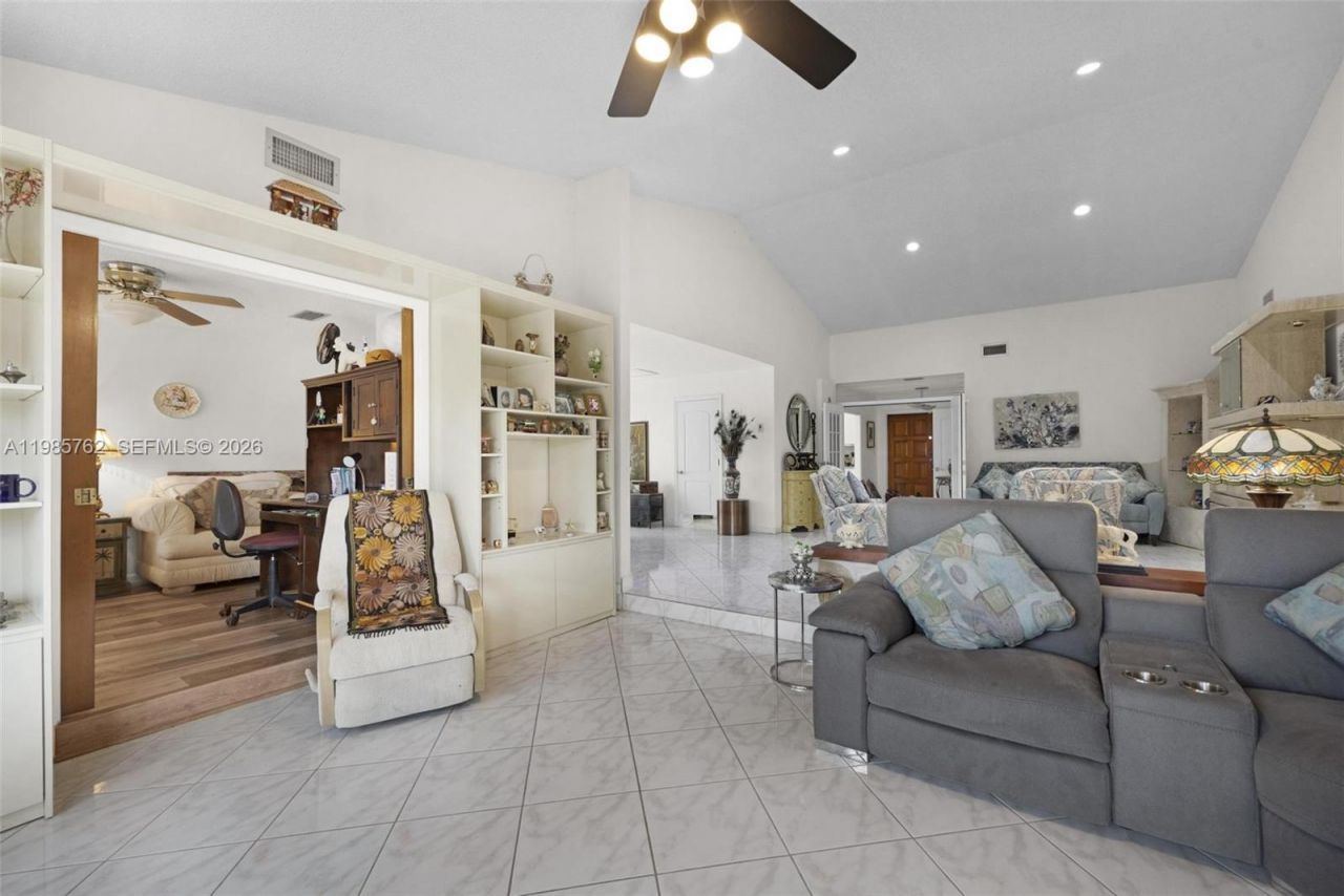 7506 SW 26th Ct , Unit 10, Davie, FL 33314 Photo