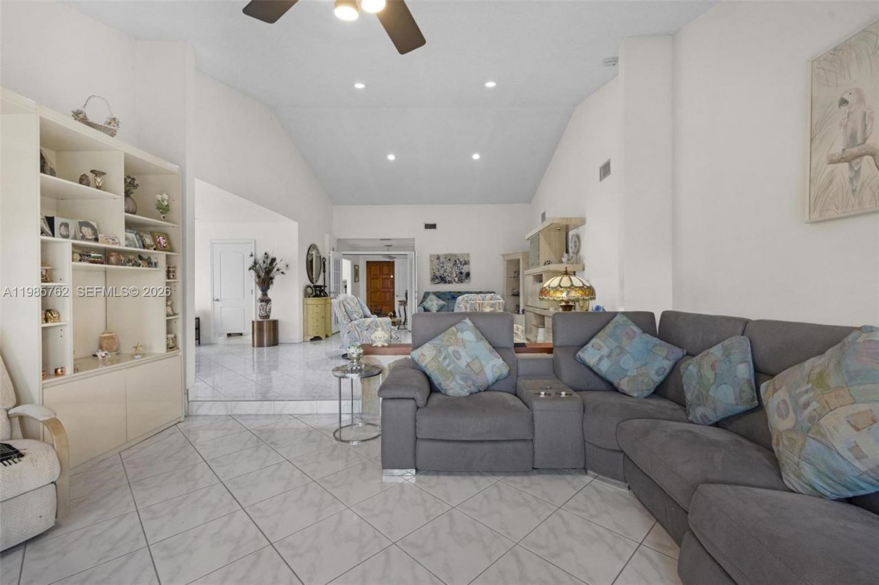 7506 SW 26th Ct , Unit 10, Davie, FL 33314 Photo