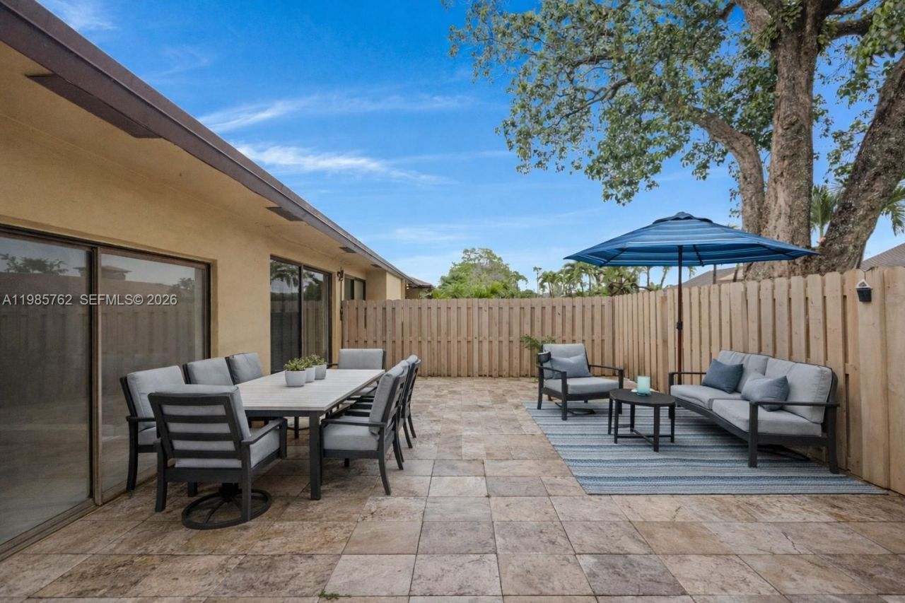 7506 SW 26th Ct , Unit 10, Davie, FL 33314 Photo