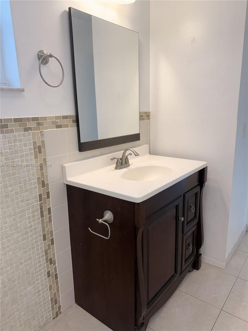 2223 Park Ln , Unit 306, Hollywood, FL 33021 Photo