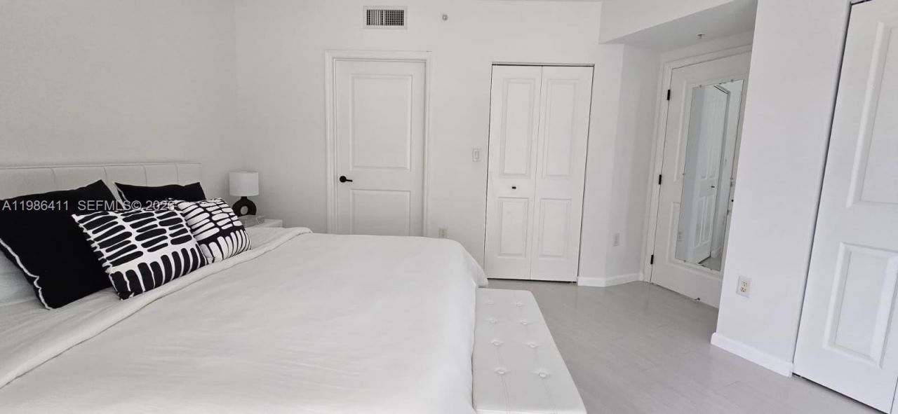 347 N New River Dr , Unit 1106, Fort Lauderdale, FL 33301 Photo