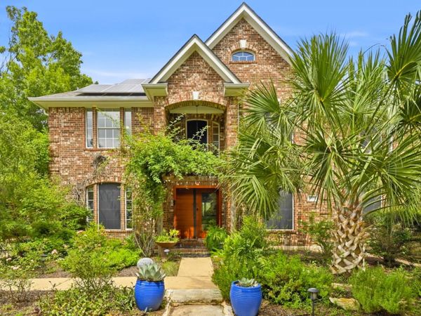 6925 Robert Dixon DR, Austin, TX 78749