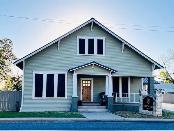 306 N Austin , Comanche, TX 76442