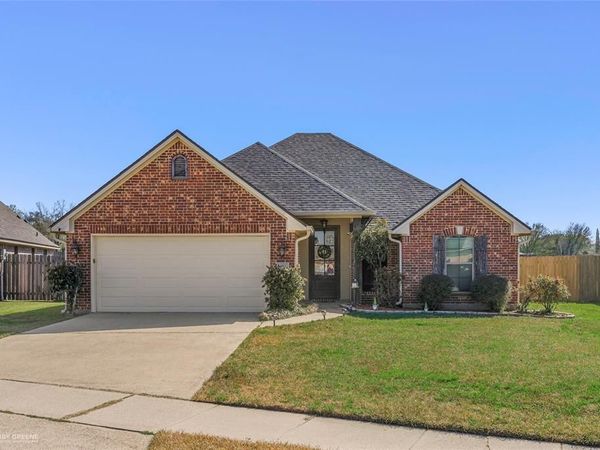 1952 Wild Iris, Bossier City, LA 71112