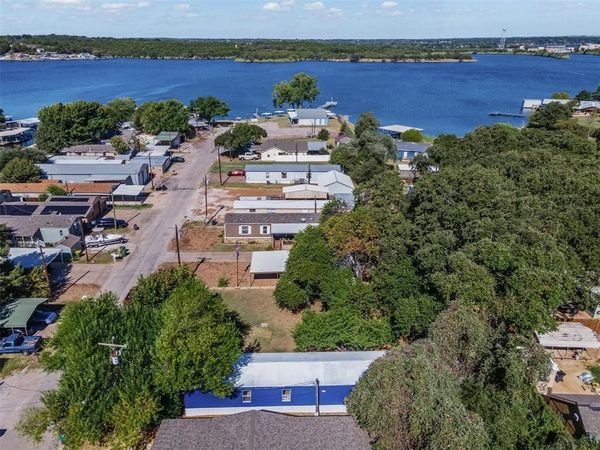 6525 Blue Water Court, Granbury, TX 76049