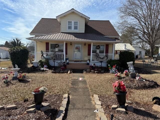 201 W Dalton Road, King, NC 27021 Main Photo