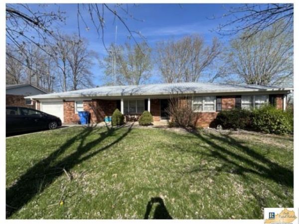 208 Sandwood Drive , Glasgow, KY 42141