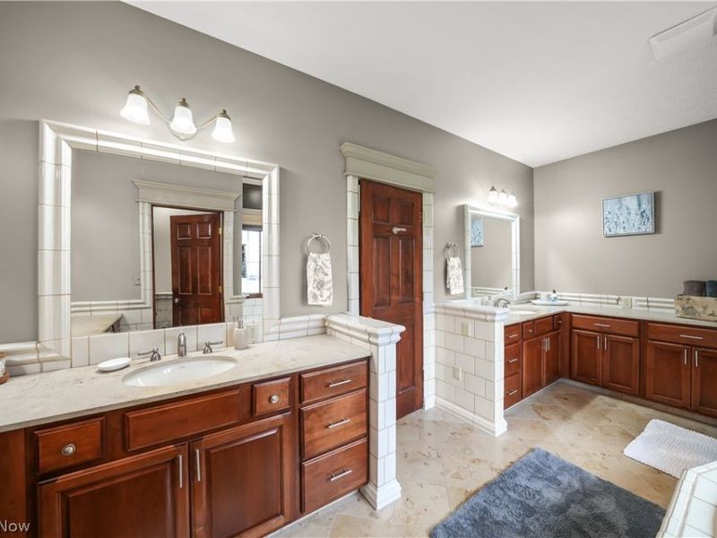 440 Kimberly Drive, Aurora, OH 44202 Photo 21