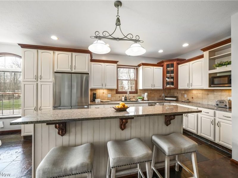 440 Kimberly Drive, Aurora, OH 44202 Photo 5