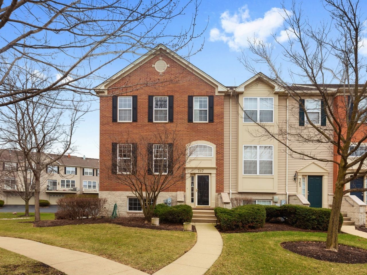 787 Thornbury Court, Bartlett, IL 60103 Main Photo