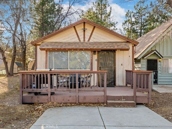 594 Los Angeles Avenue, Sugarloaf, CA 92386