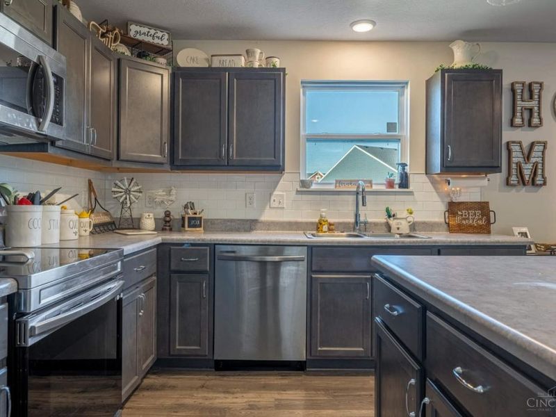 1512 Knightsbridge Court, Carlisle, OH 45005 Photo 8