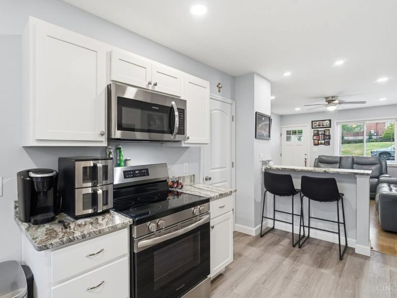 5073 Valley Ridge Road, Green Township, OH 45247 Photo 12