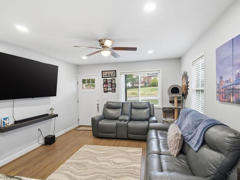 5073 Valley Ridge Road, Green Township, OH 45247 Photo 7