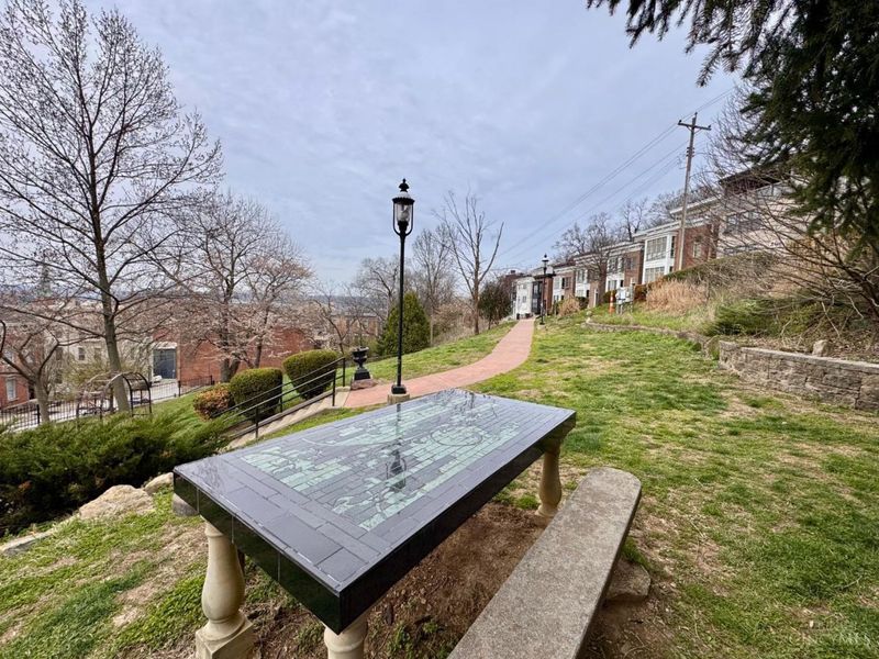 420 boal, Cincinnati, OH 45202 Photo 9