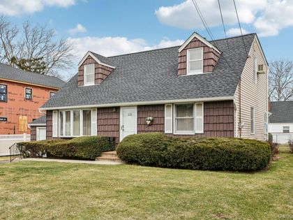132 Albertson Parkway Albertson, NY 11507