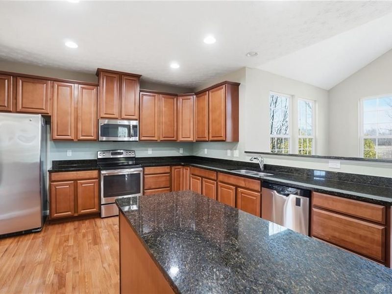 2591 Blueflag Street, Tipp City, OH 45371 Photo 15