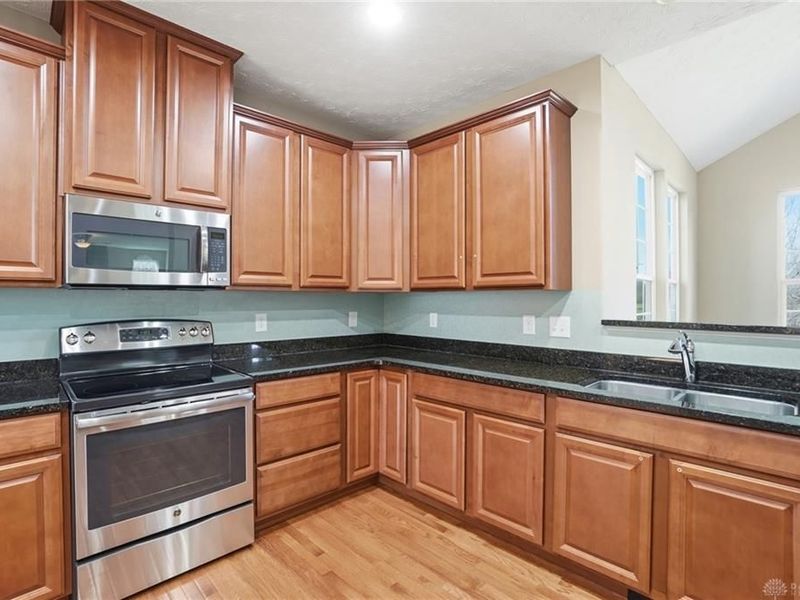 2591 Blueflag Street, Tipp City, OH 45371 Photo 16