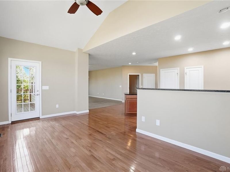 2591 Blueflag Street, Tipp City, OH 45371 Photo 21