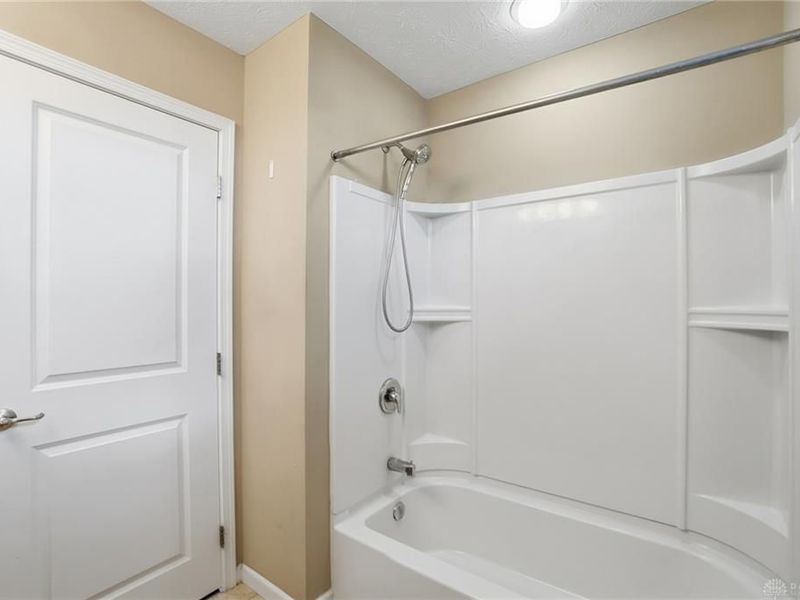 2591 Blueflag Street, Tipp City, OH 45371 Photo 45