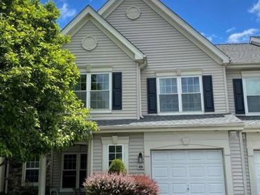 202 OAKTREE, WARMINSTER, PA 18974