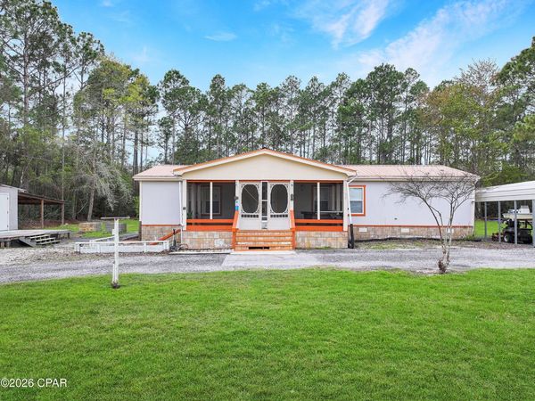 1584 Peachtree Road, Apalachicola, FL 32320