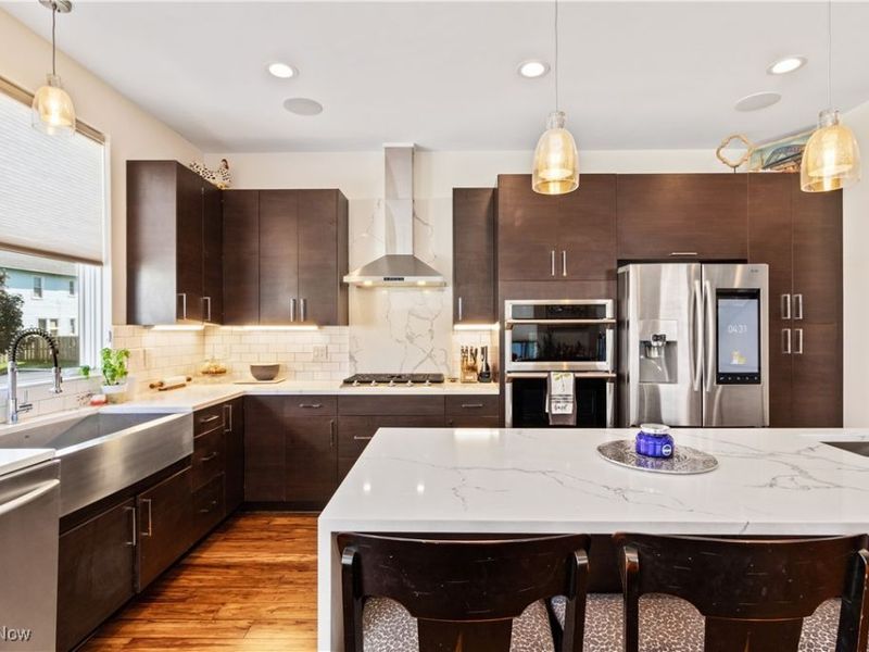 706 University Court , Cleveland, OH 44113 Photo 10