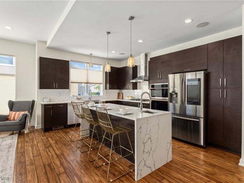 706 University Court , Cleveland, OH 44113 Photo 13