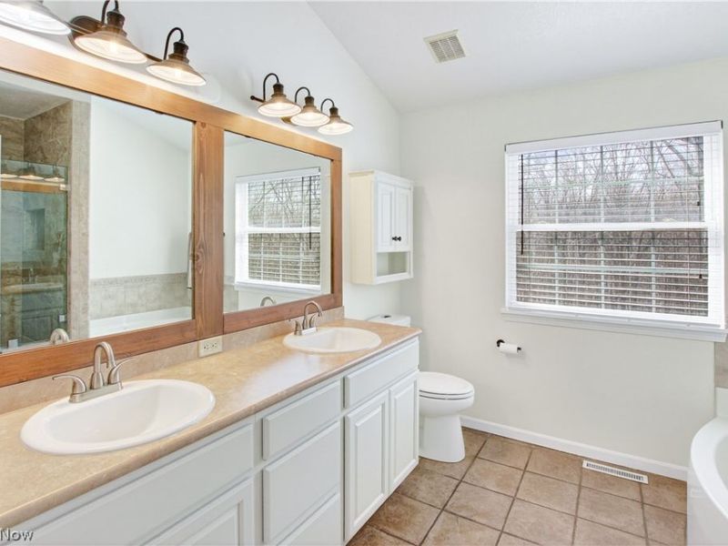 5840 Trystin Tree Drive , Medina, OH 44256 Photo 20