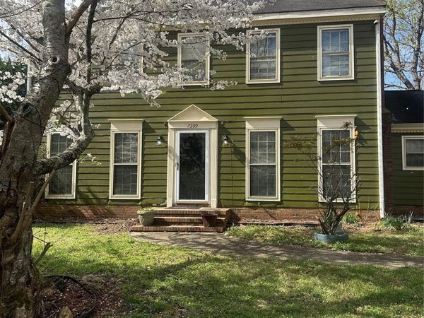 7309 Palmetto Court , Charlotte, NC 28227