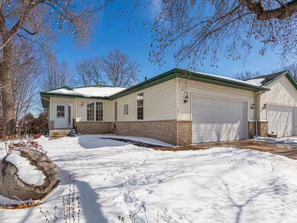 2129 Bard Court , Faribault, MN 55021