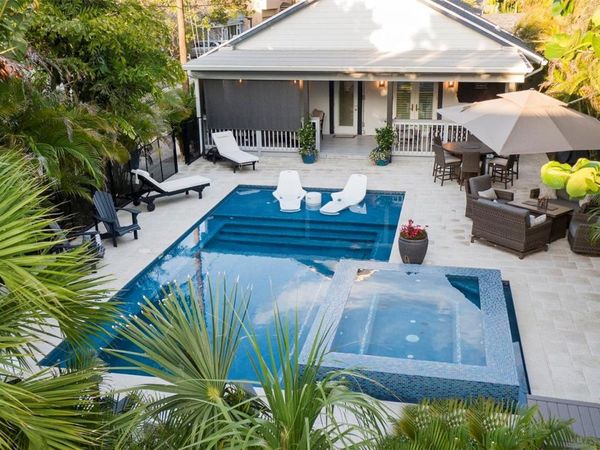 135 93RD AVENUE, TREASURE ISLAND, FL 33706