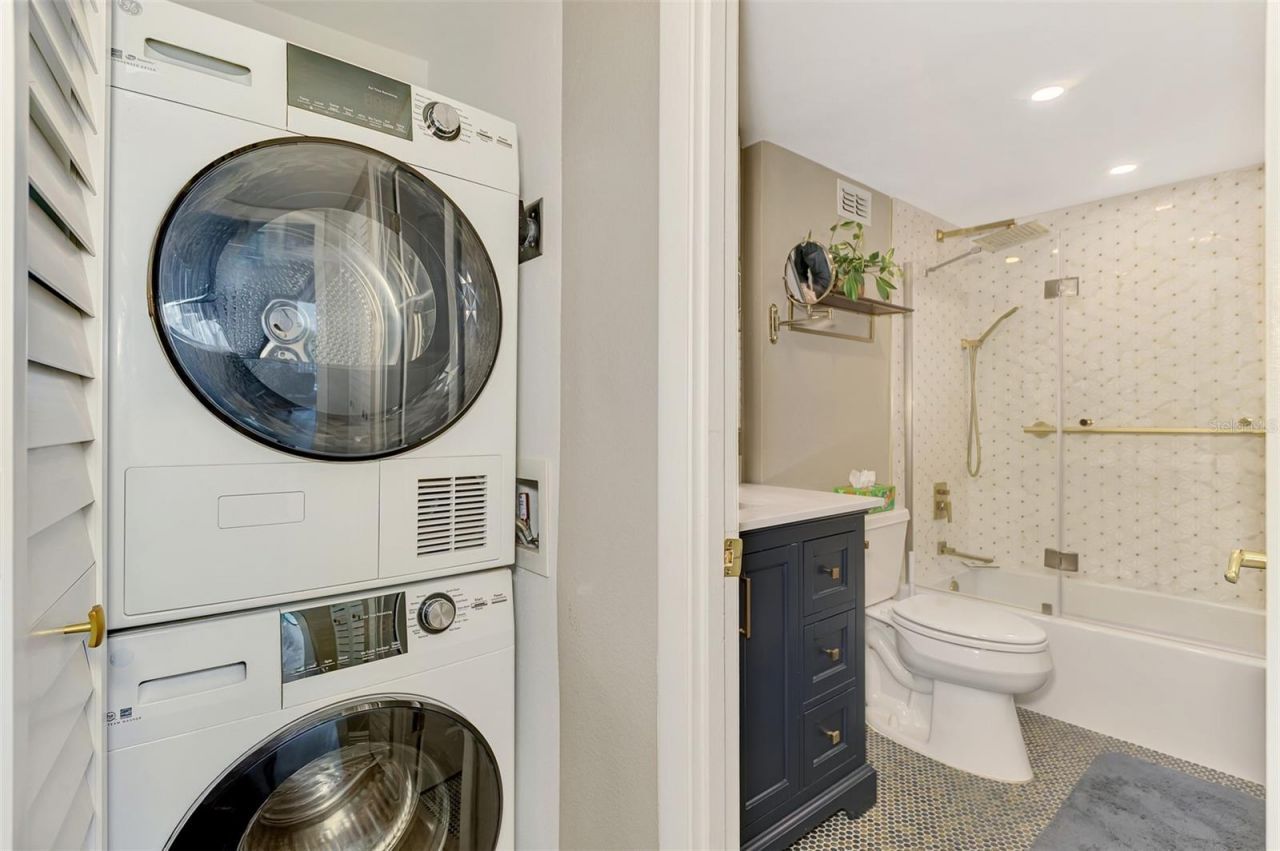 5855 Midnight Pass Road , Unit 333, Sarasota, FL 34242 Photo