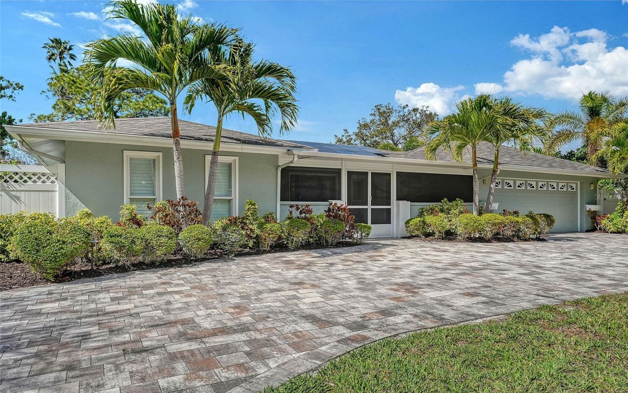 121 Holly Avenue, Sarasota, FL 34243 Photo