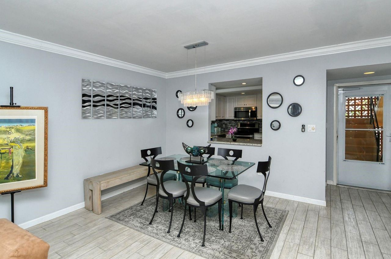 1215 S Portofino Drive, Unit 308, Sarasota, FL 34242 Photo