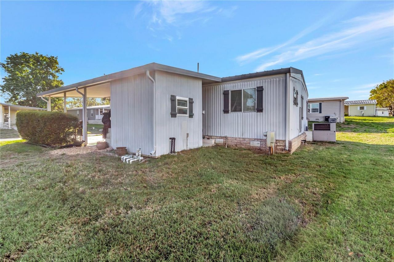 2236 Evergreen Circle, Unit 1704, Zellwood, FL 32798 Photo