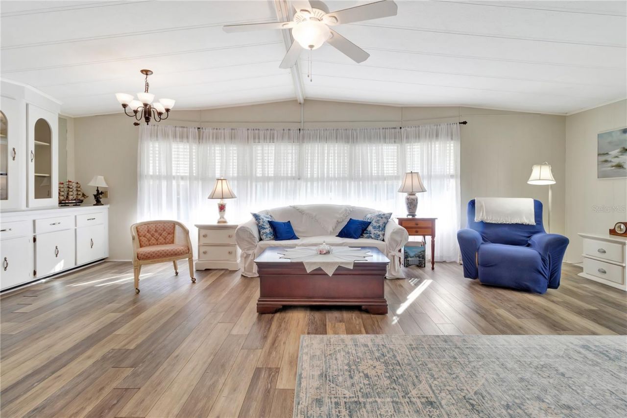 2236 Evergreen Circle, Unit 1704, Zellwood, FL 32798 Photo