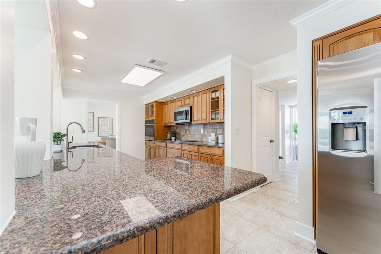 405 Buttonwood Lane, Largo, FL 33770 Photo