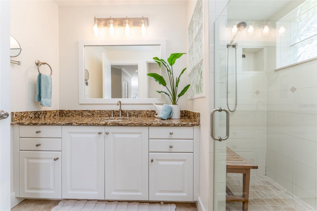 405 Buttonwood Lane, Largo, FL 33770 Photo