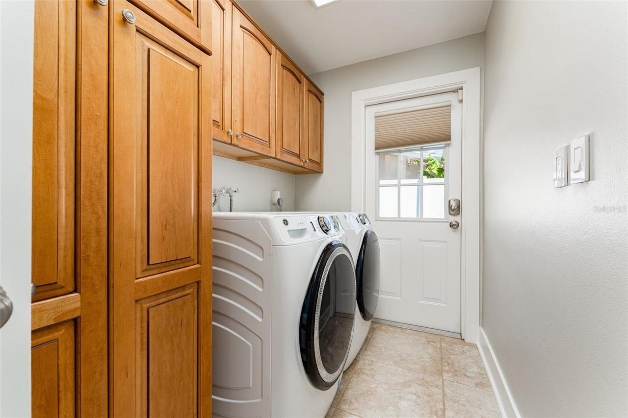 405 Buttonwood Lane, Largo, FL 33770 Photo