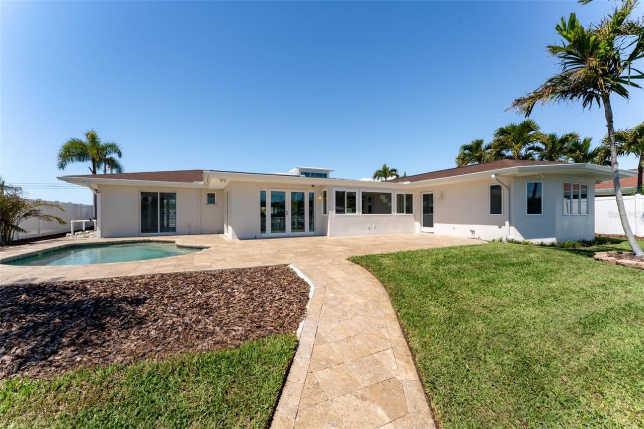 405 Buttonwood Lane, Largo, FL 33770 Photo