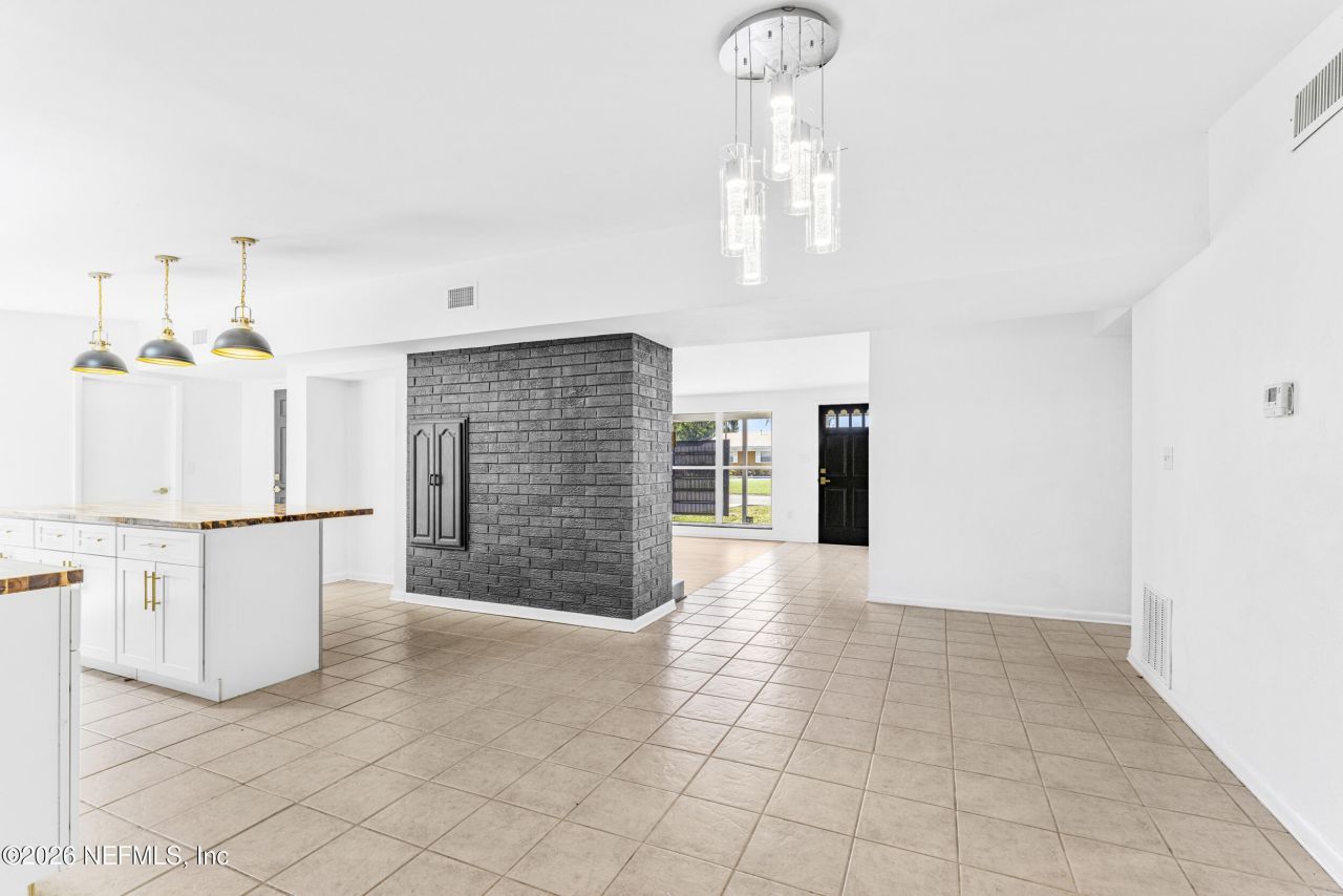 160 River Drive, East Palatka, FL 32131 Photo