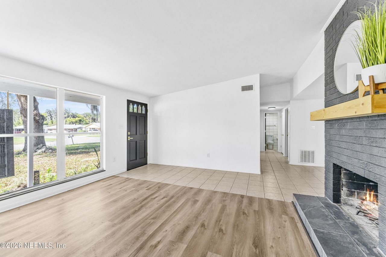 160 River Drive, East Palatka, FL 32131 Photo