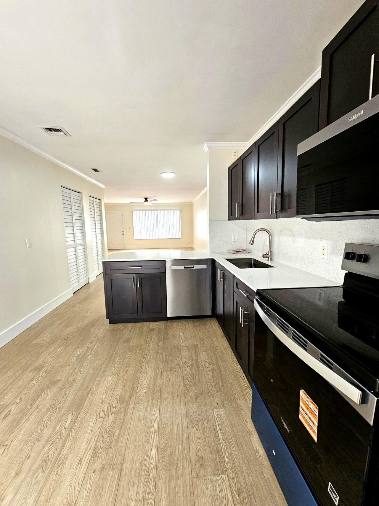 4780 Orleans Court, Unit B, West Palm Beach, FL 33415 Photo