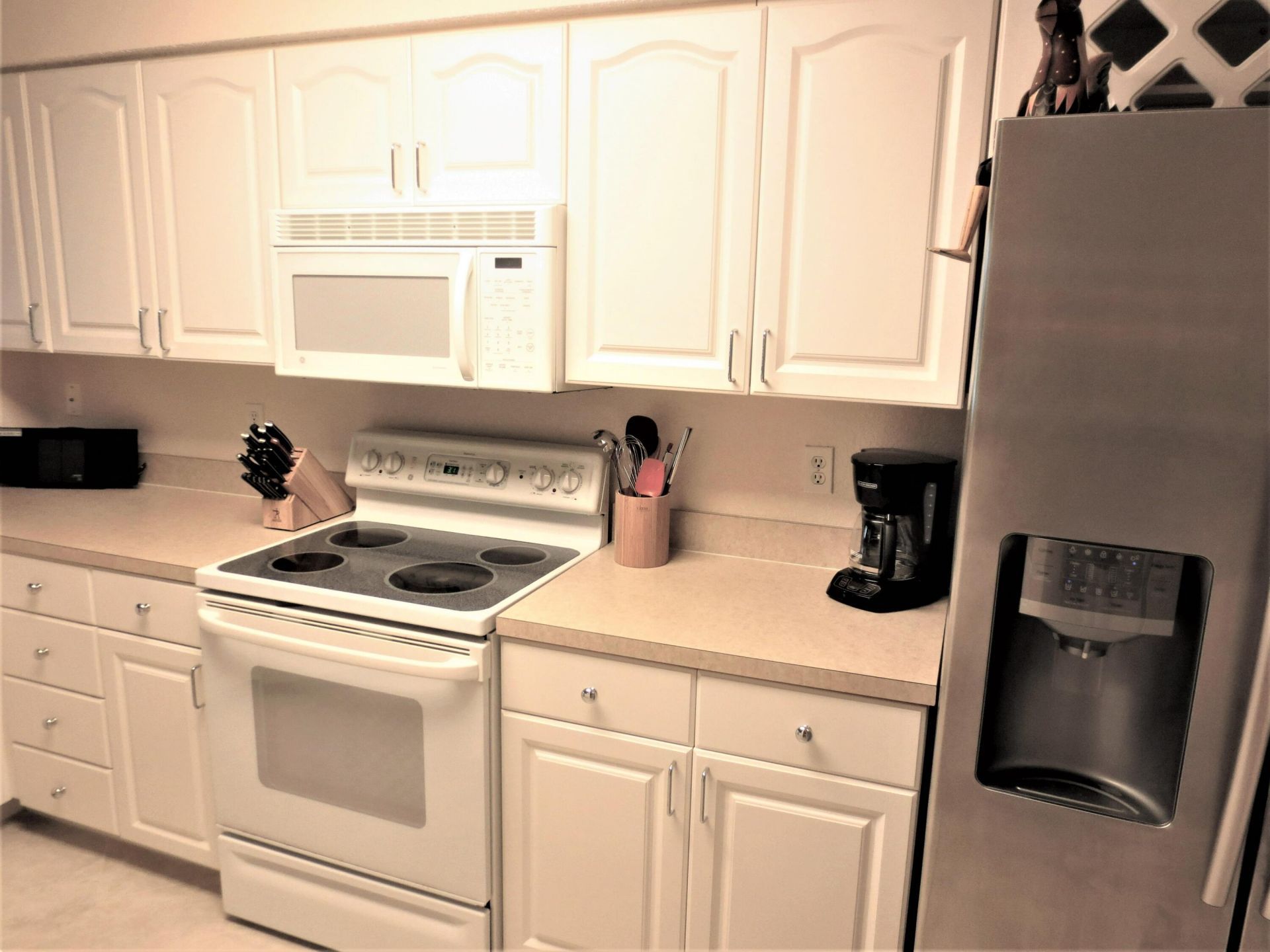 1900 Oceanwalk Lane, Unit 104, Lauderdale by the Sea, FL 33062 Photo