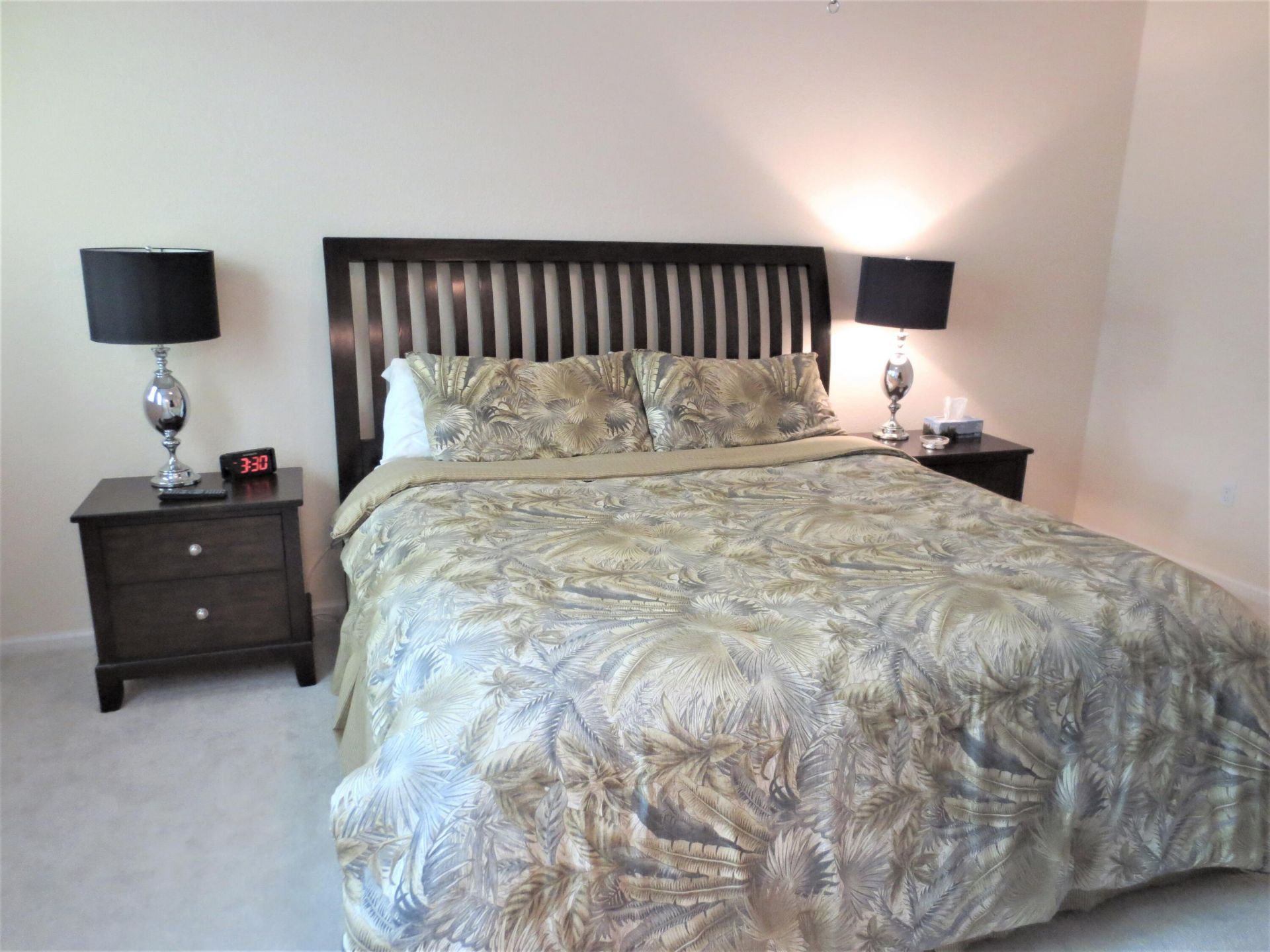 1900 Oceanwalk Lane, Unit 104, Lauderdale by the Sea, FL 33062 Photo