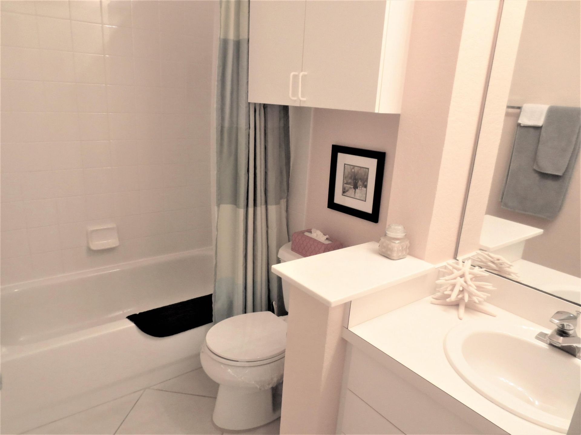 1900 Oceanwalk Lane, Unit 104, Lauderdale by the Sea, FL 33062 Photo